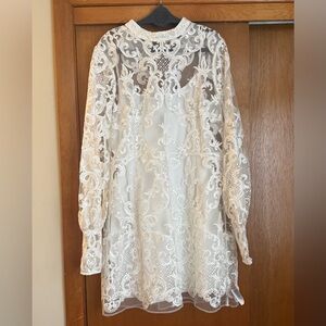 Elegant White Lace Dress